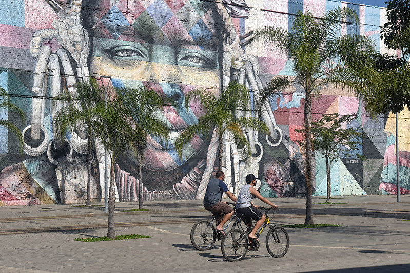 Mural Etnias nel Boulevard Ol&iacute;mpico