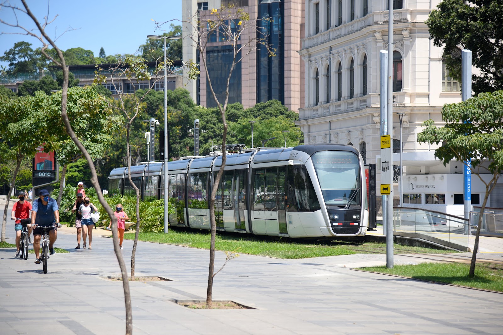 VLT alla Stazione dei Musei in Piazza Mau&aacute;